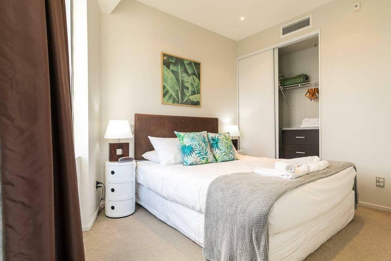 One Bedroom Apartment - Pool, Gym & Tennis Courts! Auckland Kültér fotó
